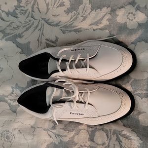 New womens golf shoes